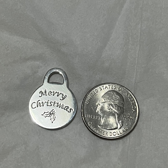 Tiffany & Co. merry Christmas charm - Picture 3 of 5